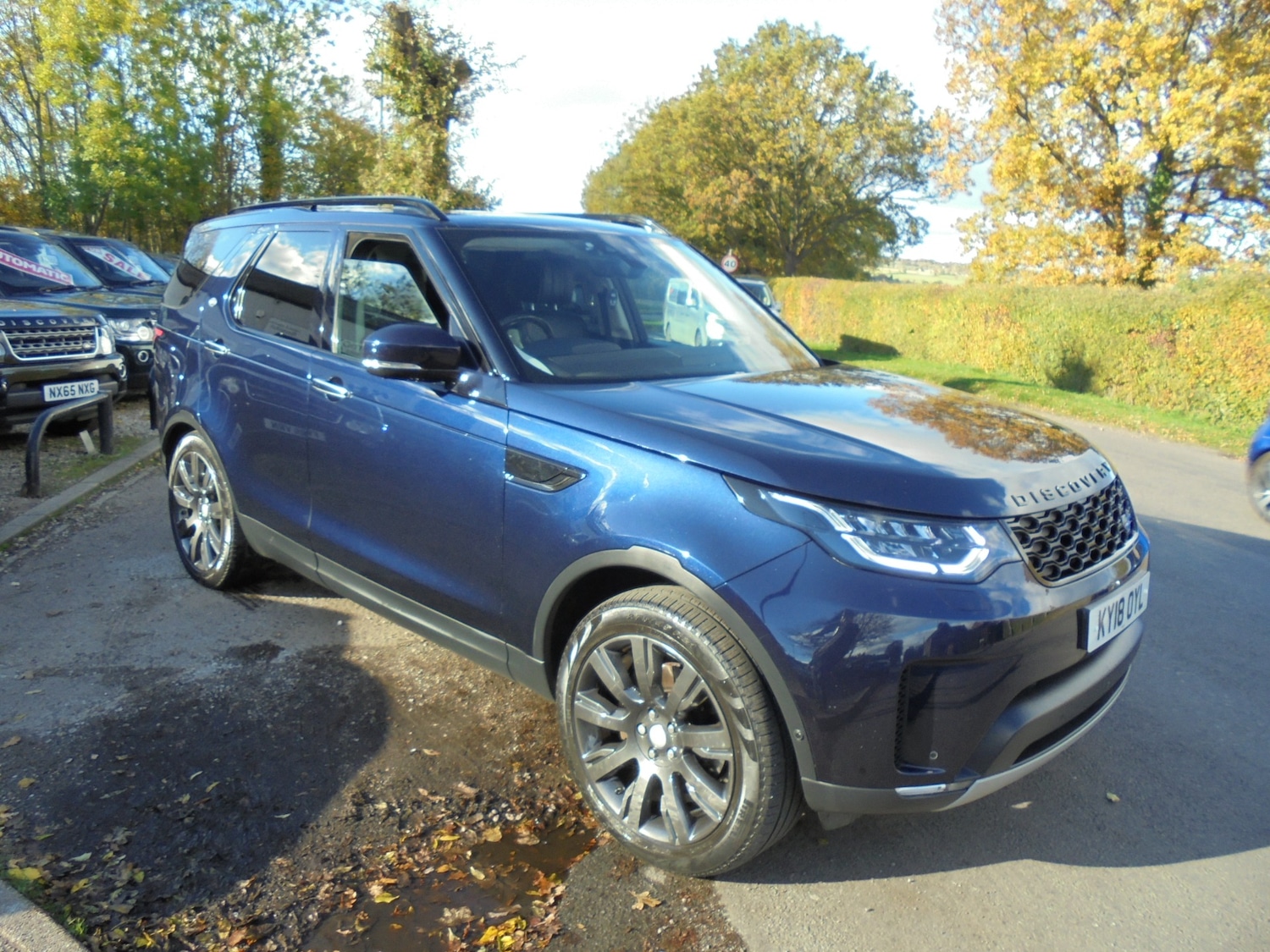 Used Land Rover Discovery 2018 for sale - 76378968: Photo 3