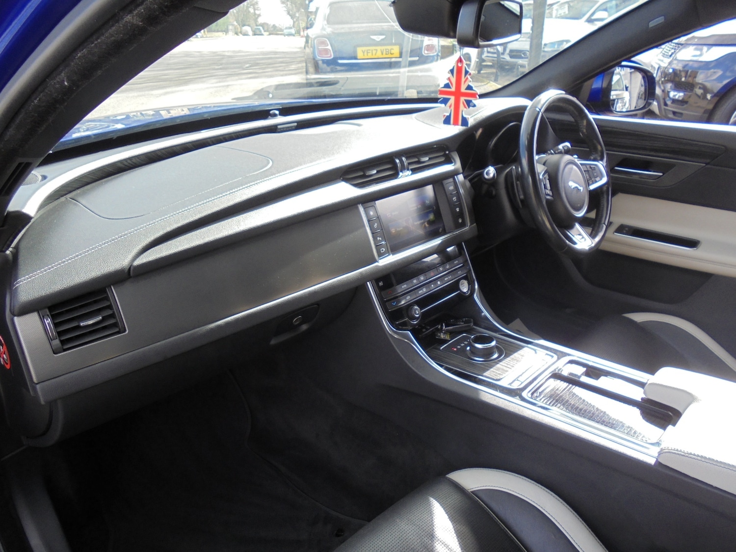 Used Jaguar XF 2016 for sale - 77830668: Photo 10