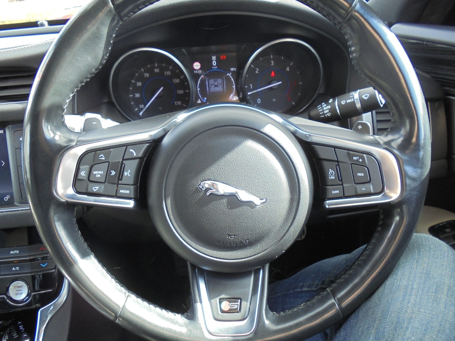 Used Jaguar XF 2016 for sale - 77830668: Photo 25