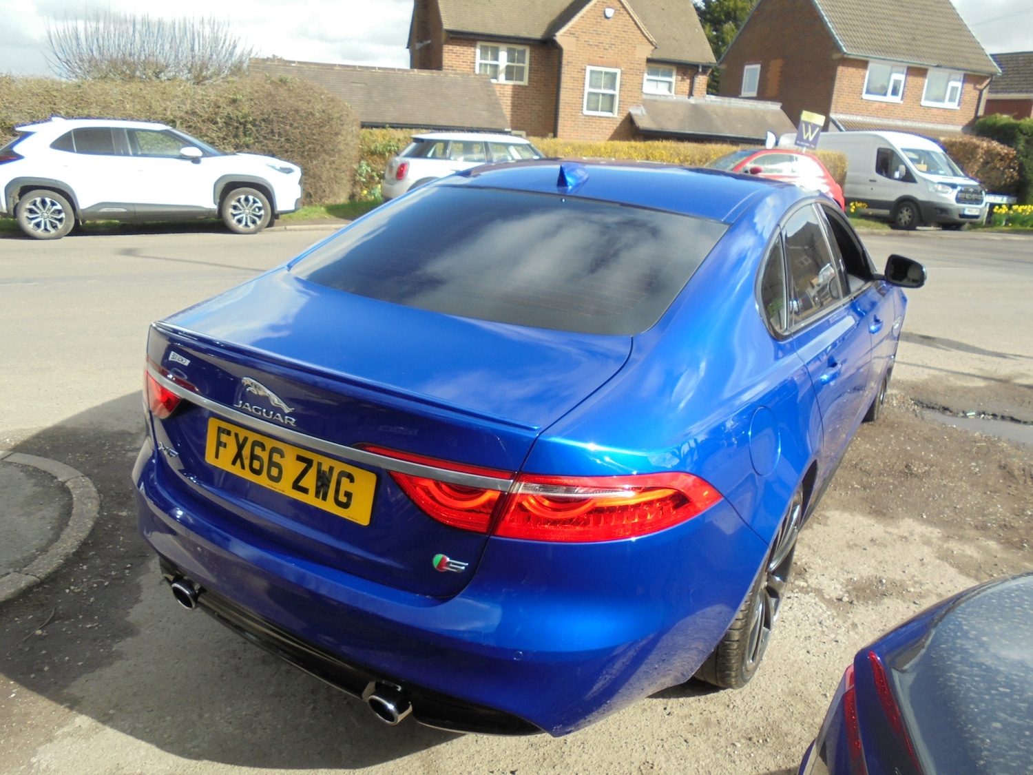 Used Jaguar XF 2016 for sale - 77830668: Photo 5