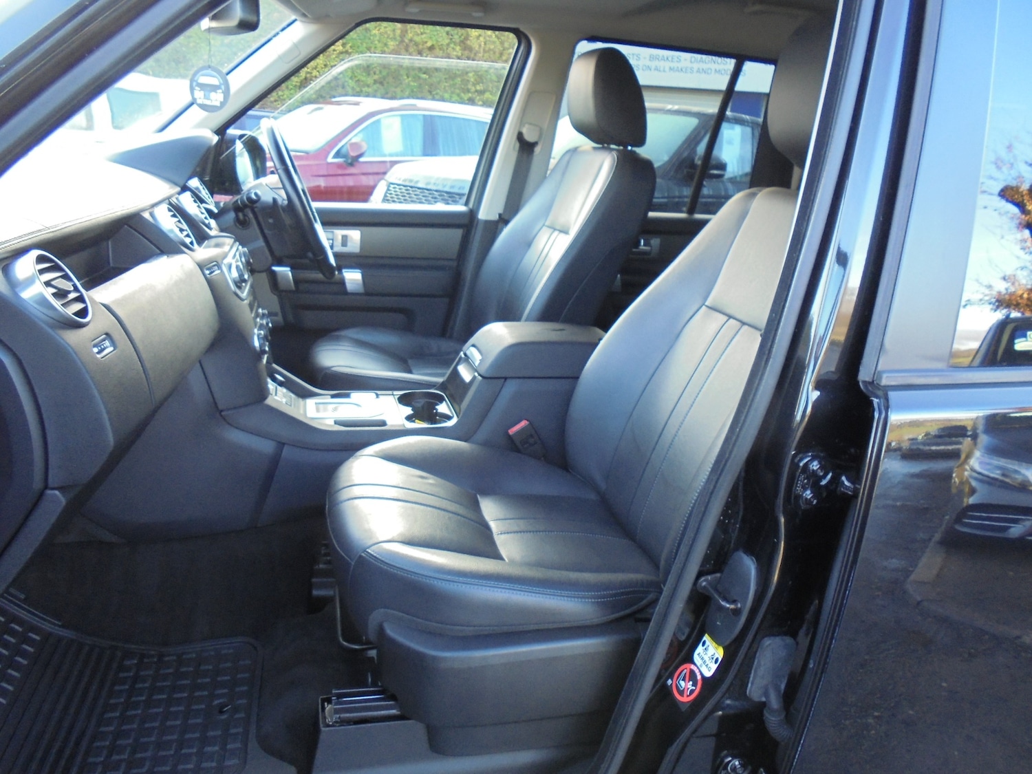 Used Land Rover Discovery 2014 for sale - 76932183: Photo 15