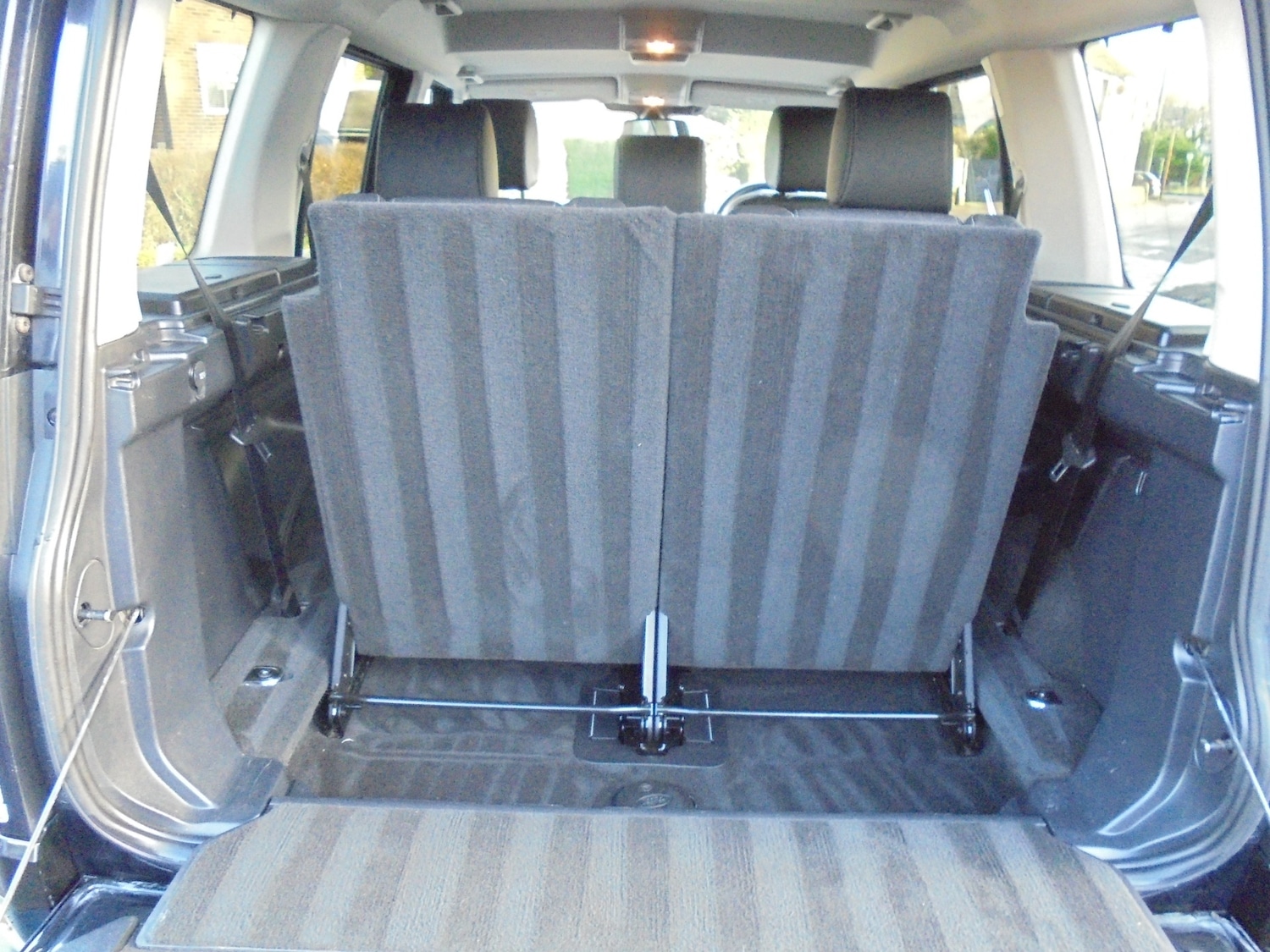 Used Land Rover Discovery 2014 for sale - 76932183: Photo 20