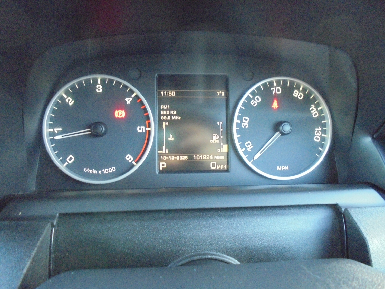 Used Land Rover Discovery 2014 for sale - 76932183: Photo 34