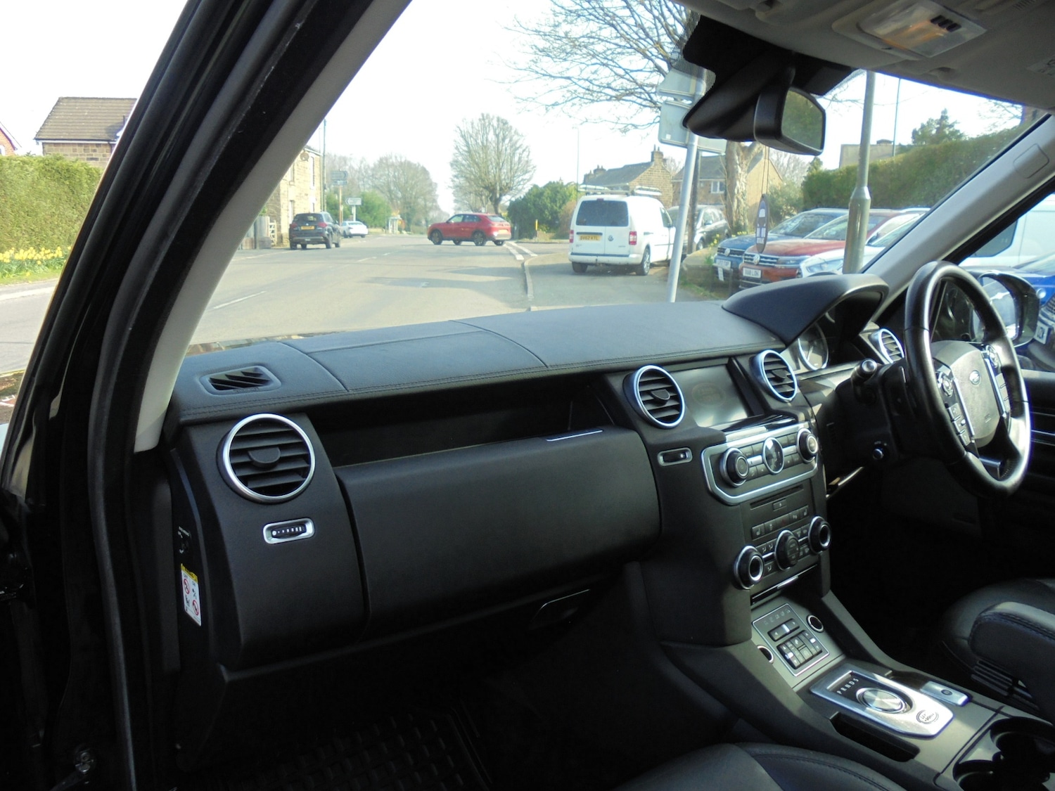 Used Land Rover Discovery 2016 for sale - 77975687: Photo 16