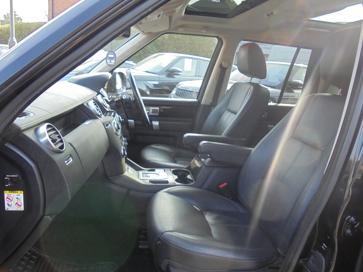 Used Land Rover Discovery 2016 for sale - 77975687: Photo 17