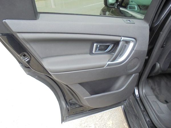 Used Land Rover Discovery Sport 2015 for sale - 76290050: Photo 14