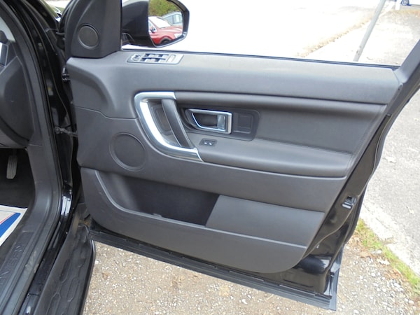 Used Land Rover Discovery Sport 2015 for sale - 76290050: Photo 23