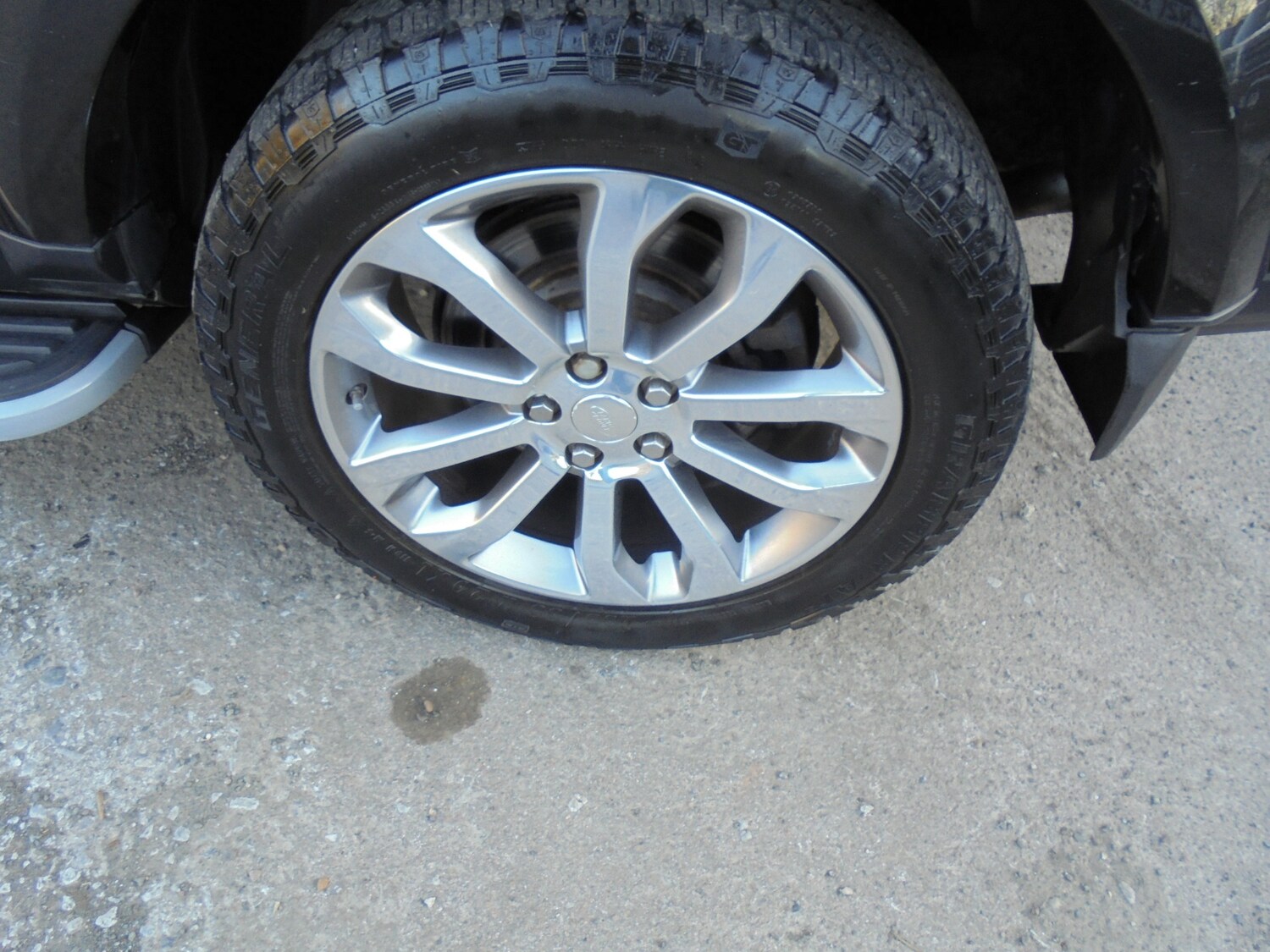 Used Land Rover Discovery 2014 for sale - 77930445: Photo 11