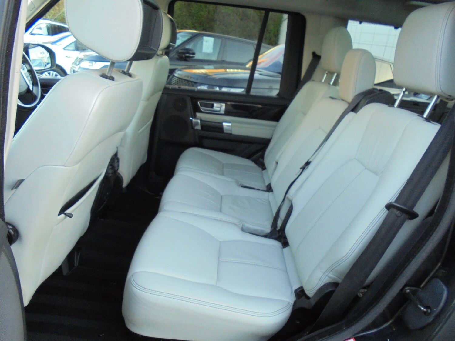 Used Land Rover Discovery 2014 for sale - 77930445: Photo 22