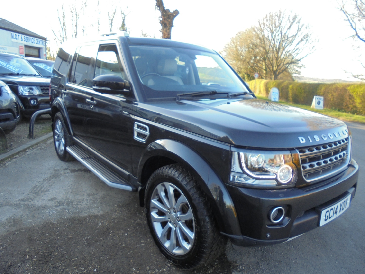 Used Land Rover Discovery 2014 for sale - 77930445: Photo 3
