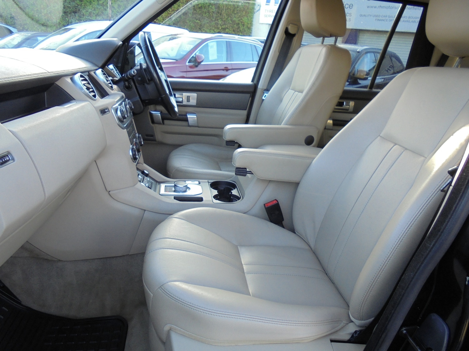 Used Land Rover Discovery 2015 for sale - 76699195: Photo 13