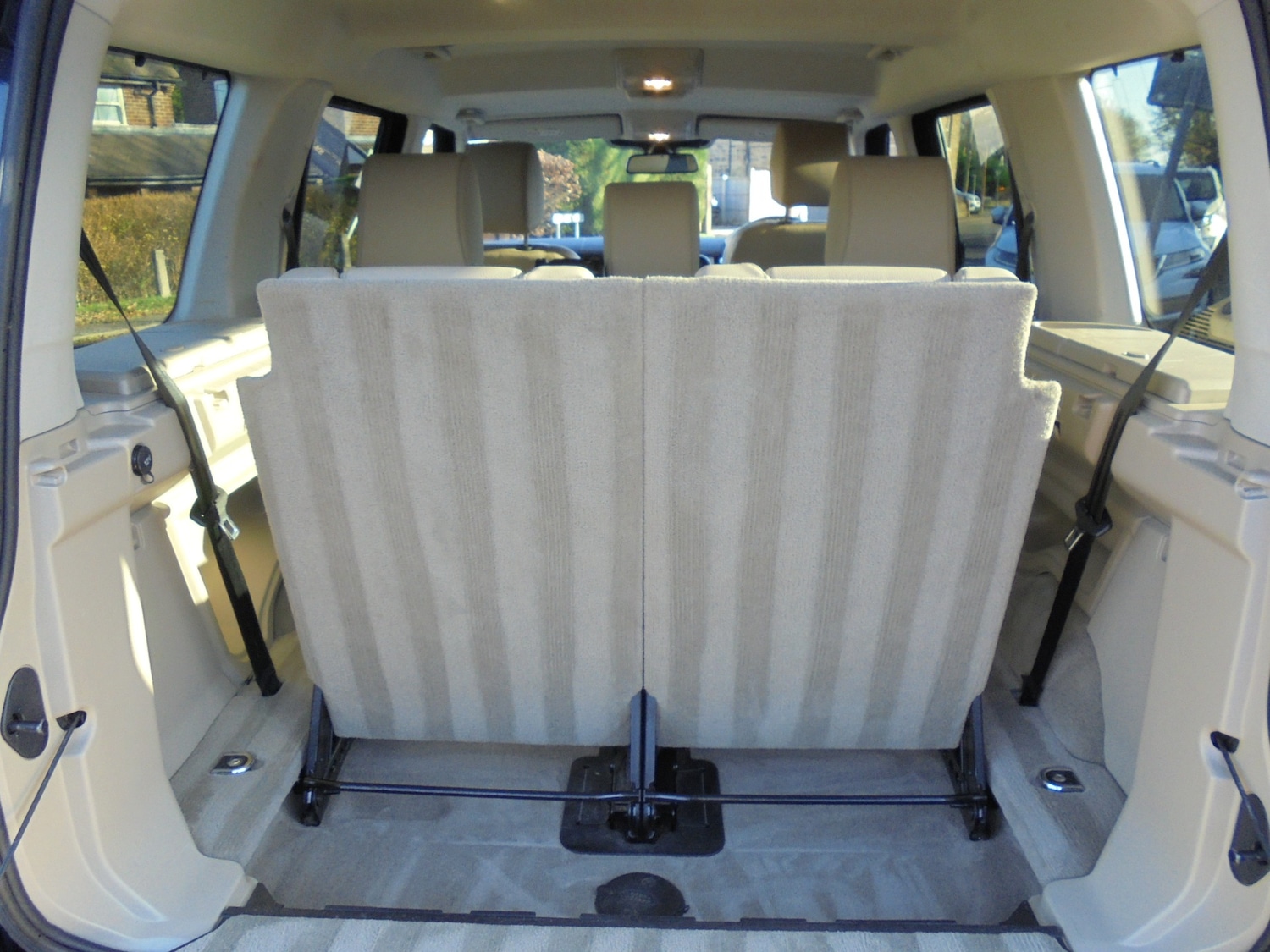 Used Land Rover Discovery 2015 for sale - 76699195: Photo 18