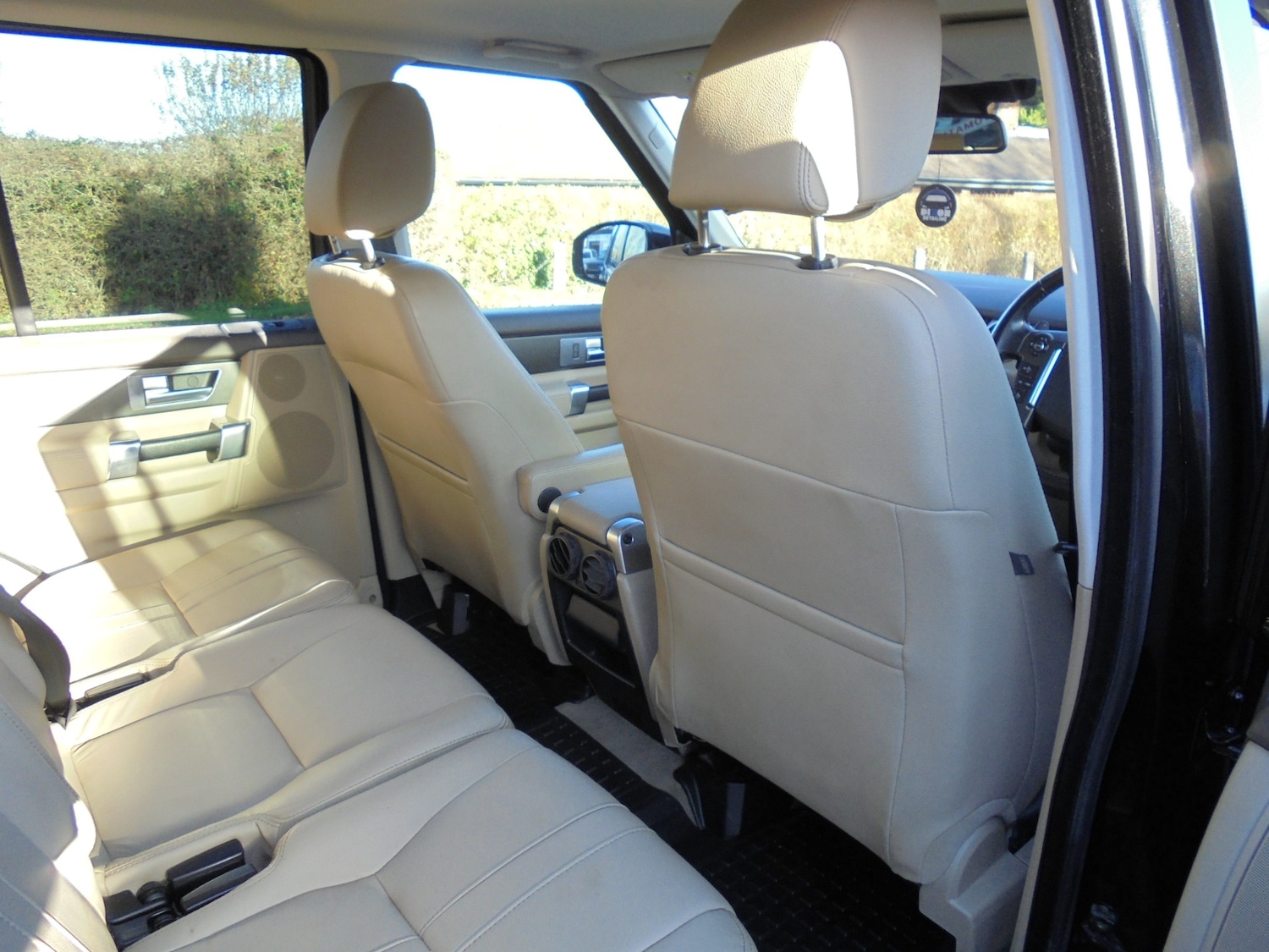 Used Land Rover Discovery 2015 for sale - 76699195: Photo 20