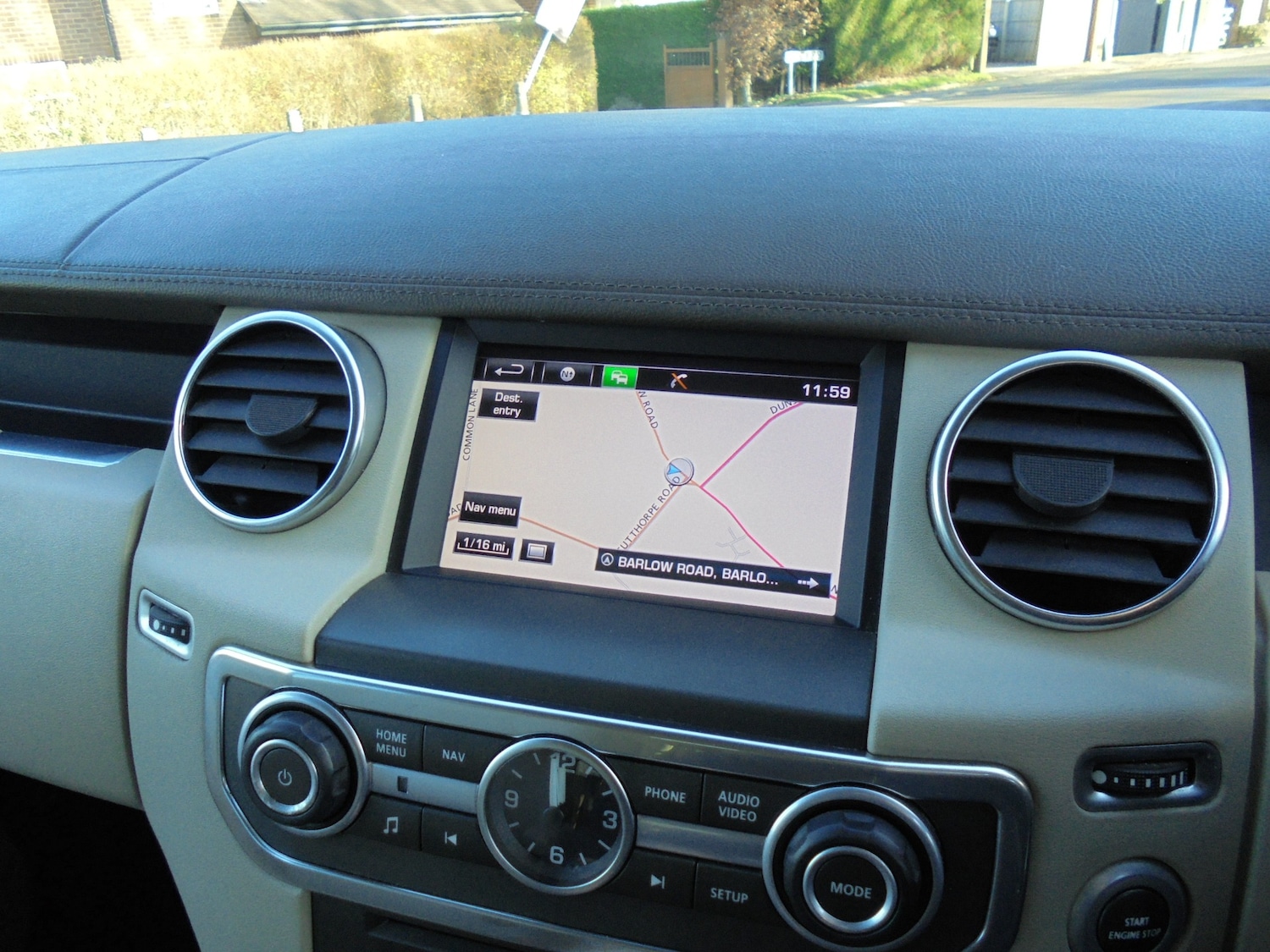 Used Land Rover Discovery 2015 for sale - 76699195: Photo 28