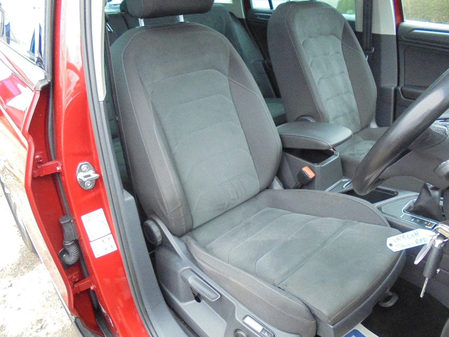 Used Volkswagen Tiguan 2018 for sale - 77821582: Photo 27