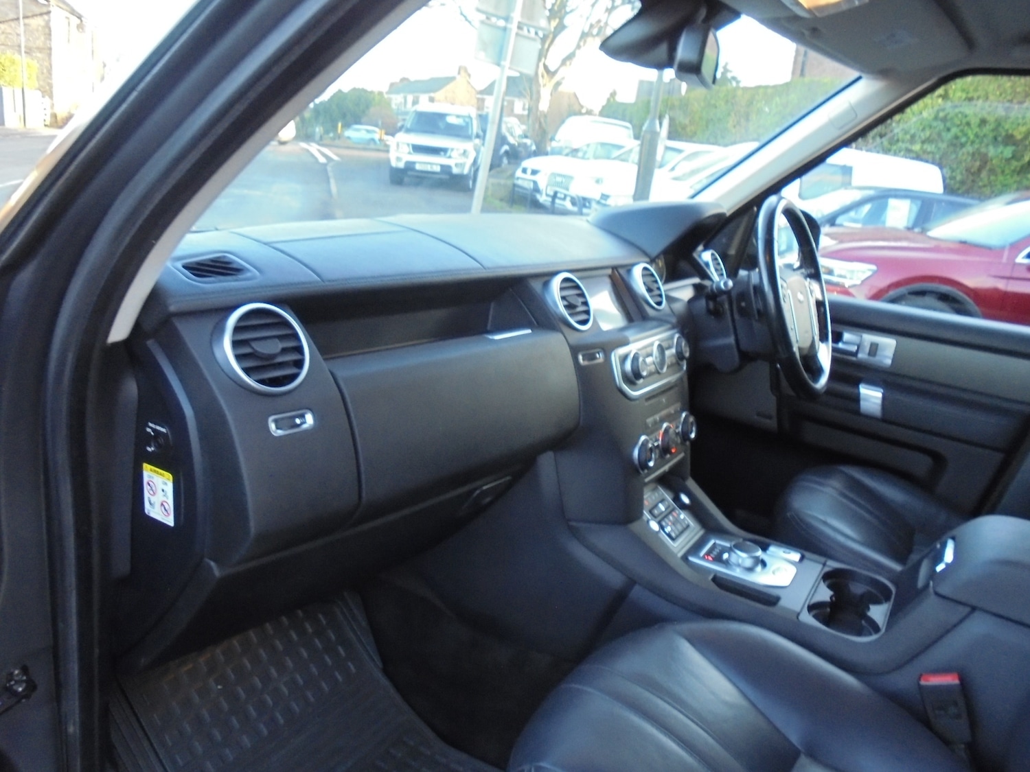 Used Land Rover Discovery 2016 for sale - 77033065: Photo 10