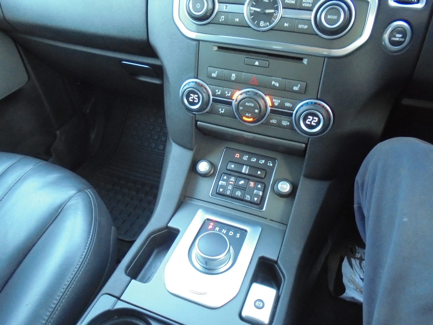 Used Land Rover Discovery 2016 for sale - 77033065: Photo 24