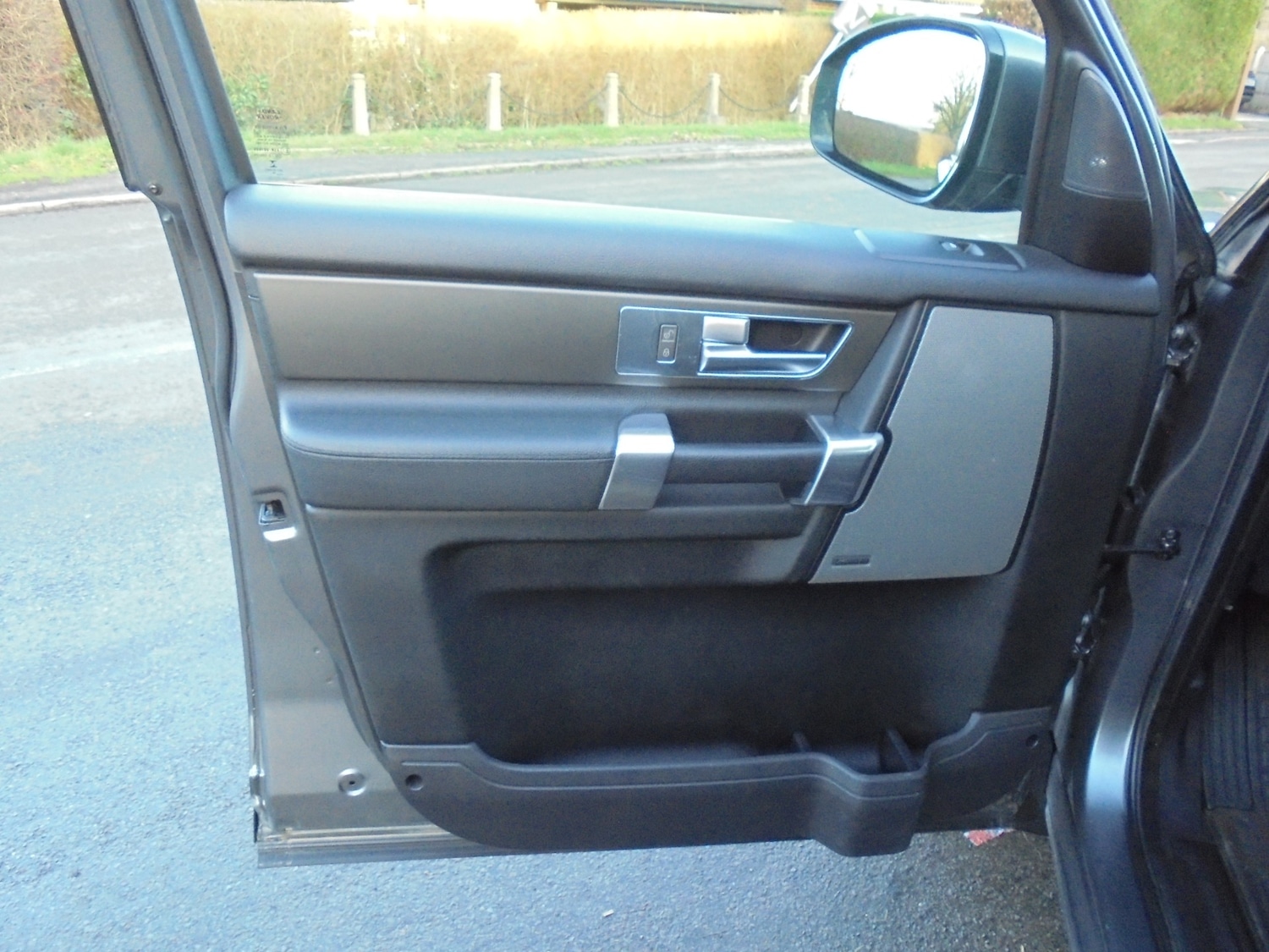 Used Land Rover Discovery 2016 for sale - 77033065: Photo 9