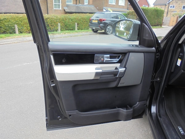 Used Land Rover Discovery 2014 for sale - 76309668: Photo 13