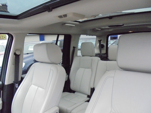 Used Land Rover Discovery 2014 for sale - 76309668: Photo 17