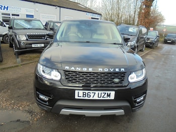 Used Land Rover Range Rover Sport 2018 for sale - 77661920: Photo