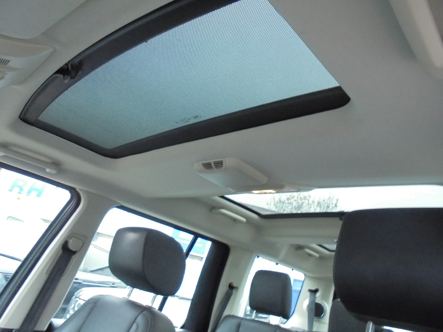 Used Land Rover Discovery 2016 for sale - 77790383: Photo 15