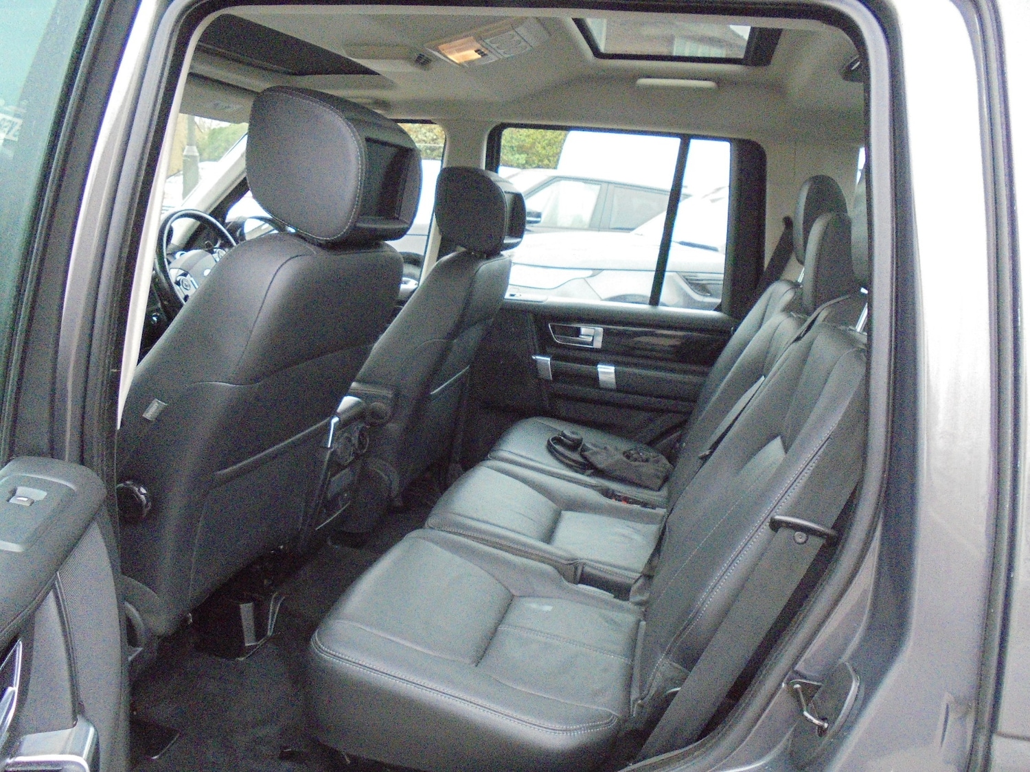 Used Land Rover Discovery 2016 for sale - 77790383: Photo 17