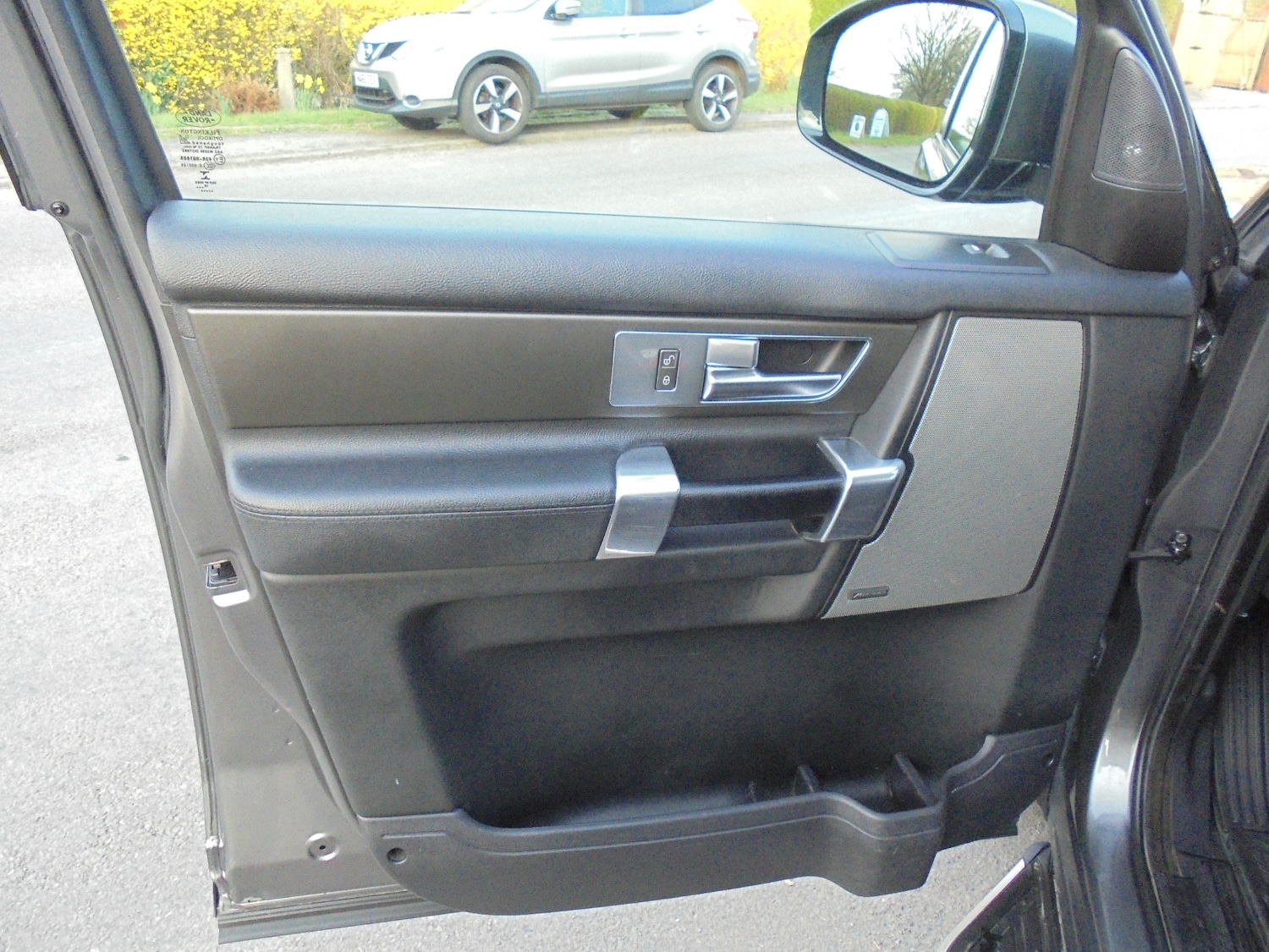 Used Land Rover Discovery 2016 for sale - 77975729: Photo 12