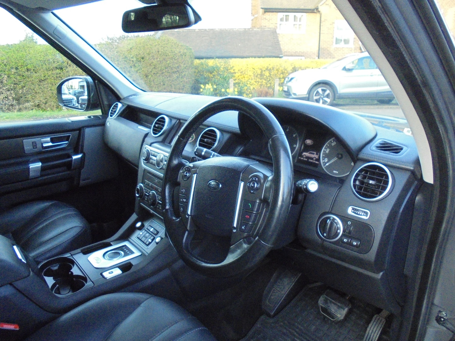 Used Land Rover Discovery 2016 for sale - 77975729: Photo 22