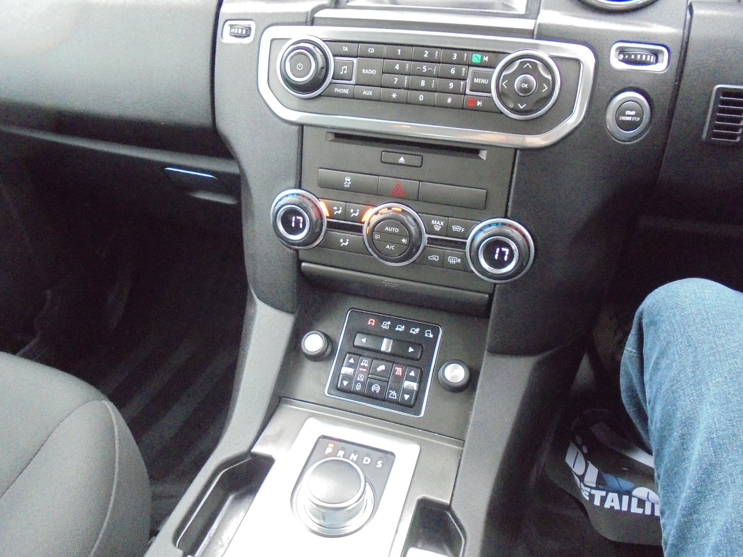 Used Land Rover Discovery 2015 for sale - 77508264: Photo 28