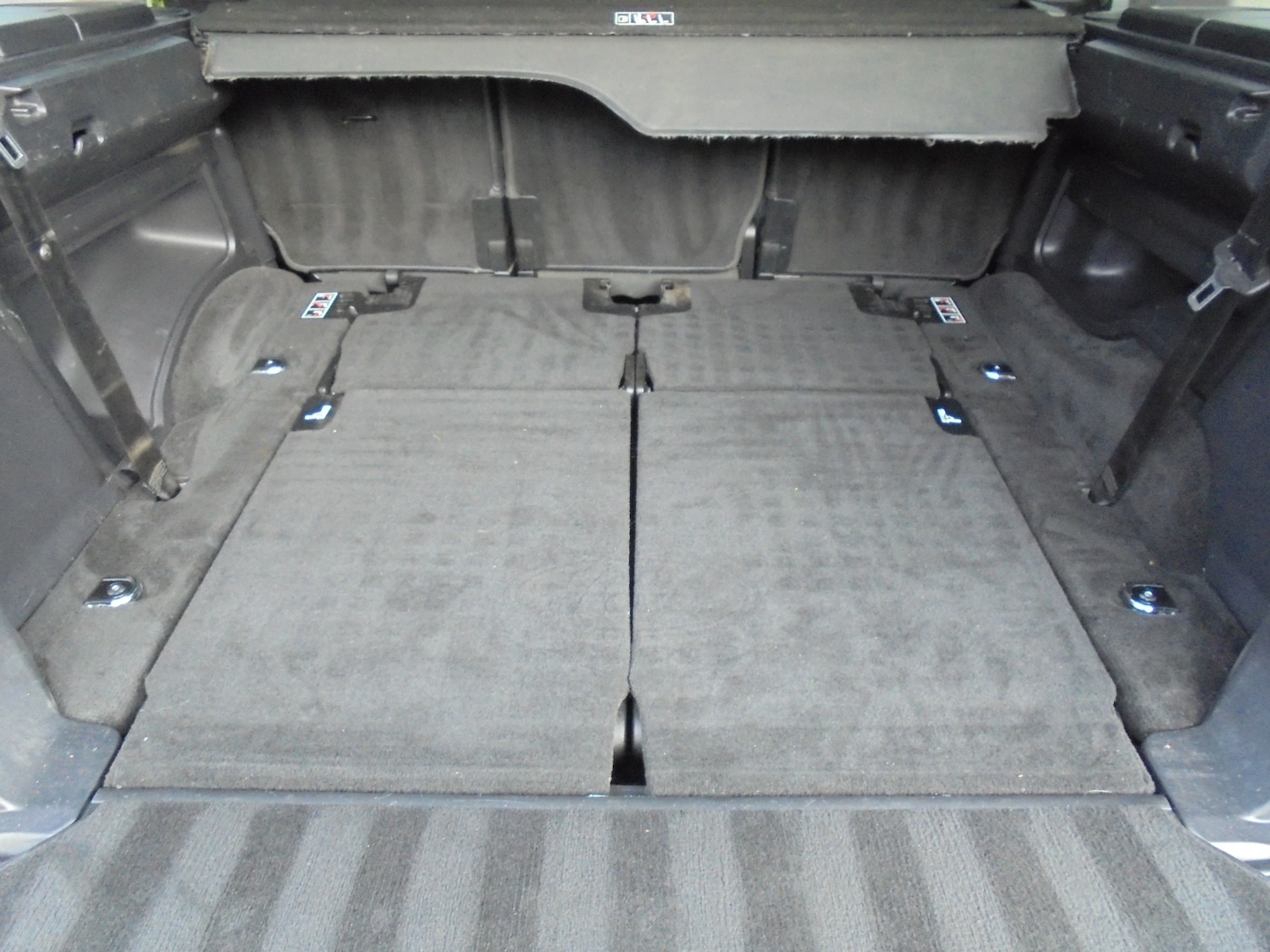 Used Land Rover Discovery 2015 for sale - 76363019: Photo 19