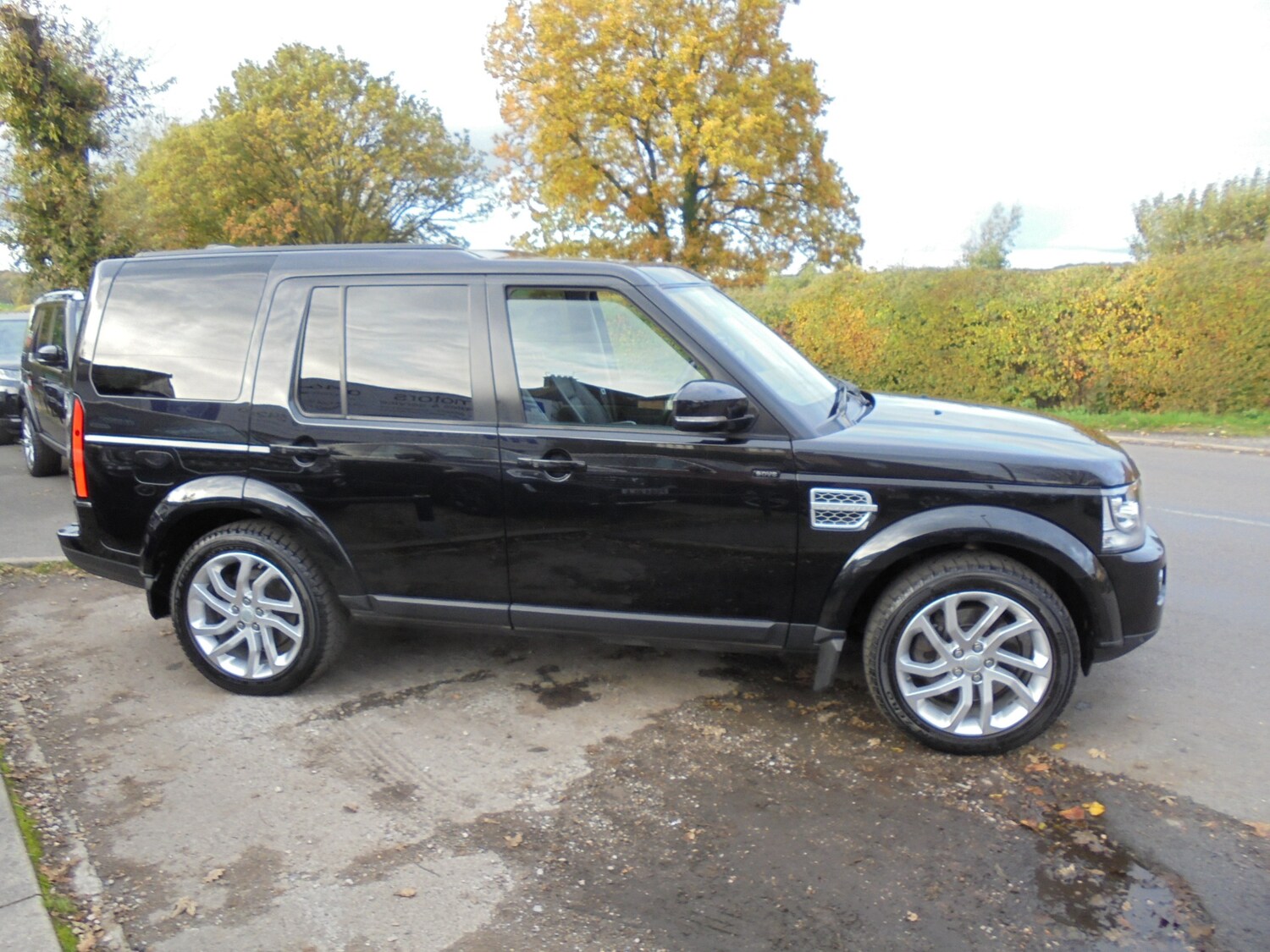 Used Land Rover Discovery 2015 for sale - 76363019: Photo 4