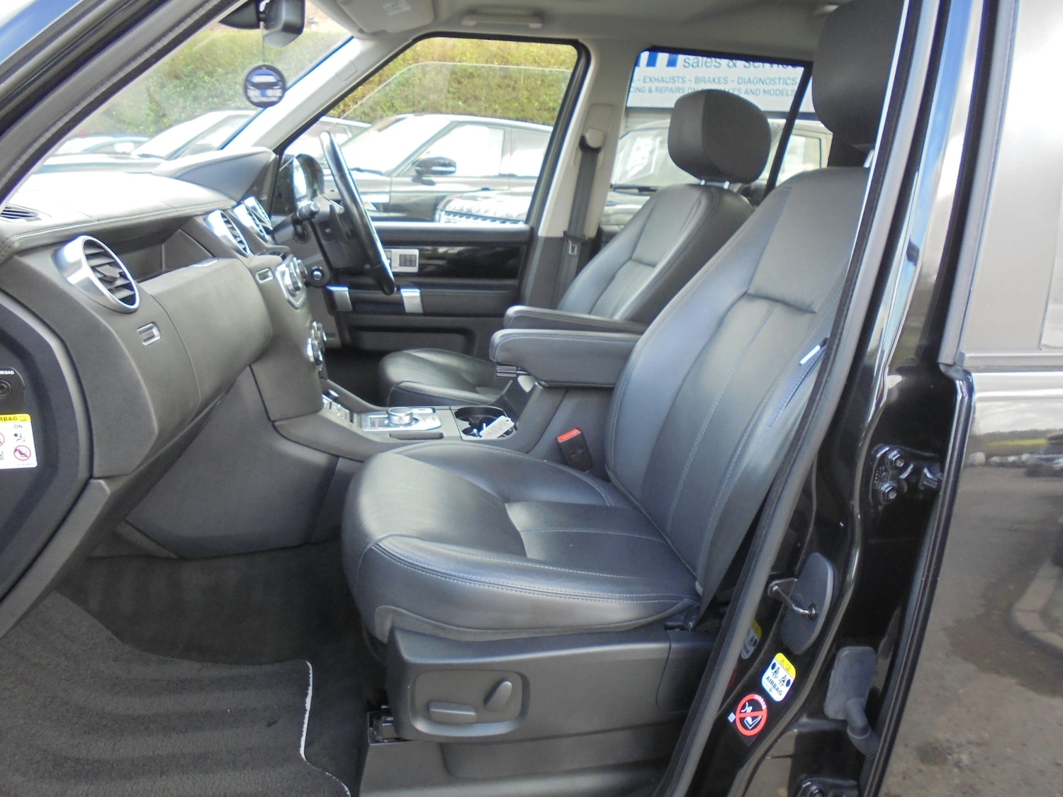 Used Land Rover Discovery 2016 for sale - 78106013: Photo 15