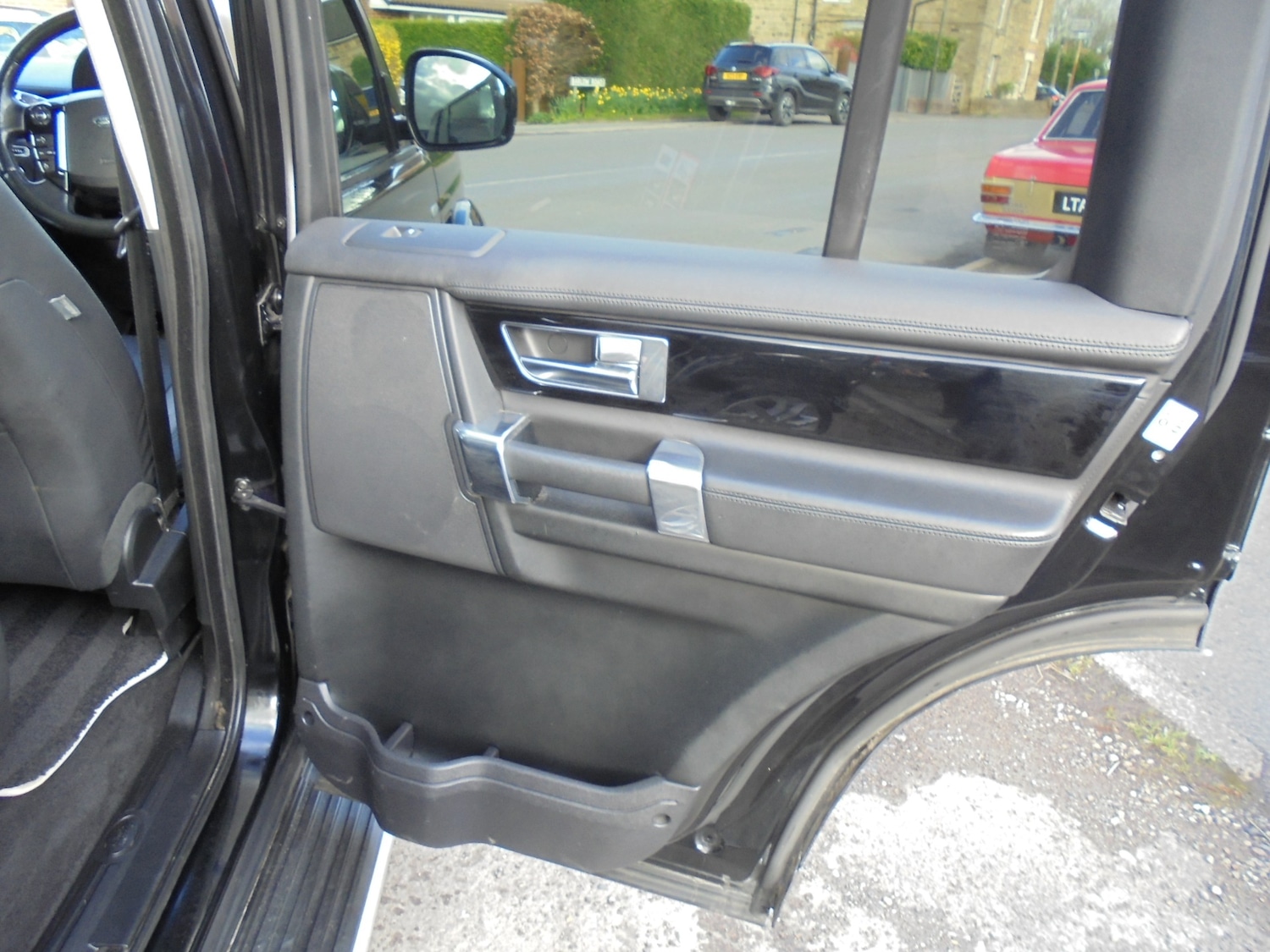 Used Land Rover Discovery 2016 for sale - 78106013: Photo 24