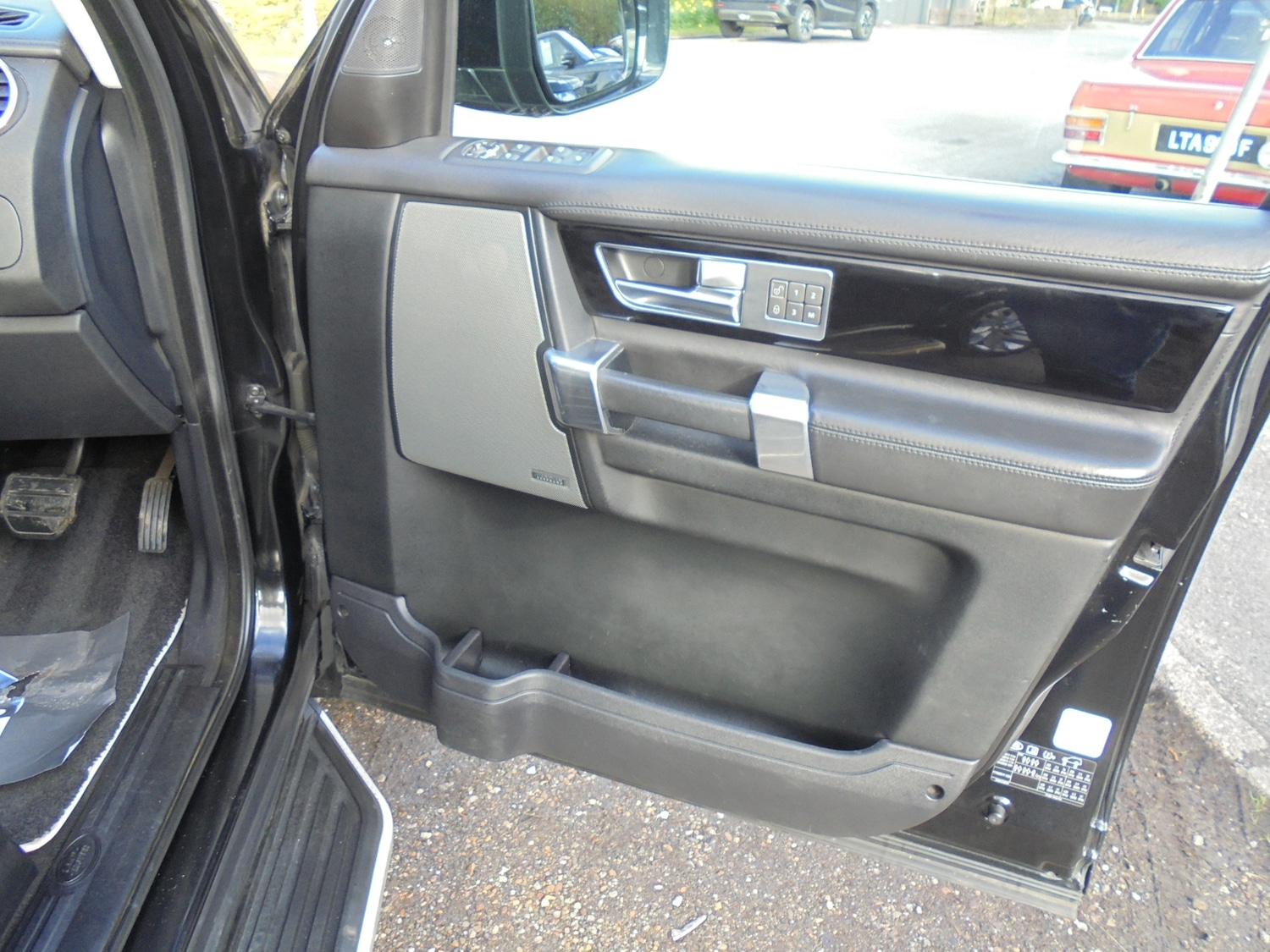 Used Land Rover Discovery 2016 for sale - 78106013: Photo 25