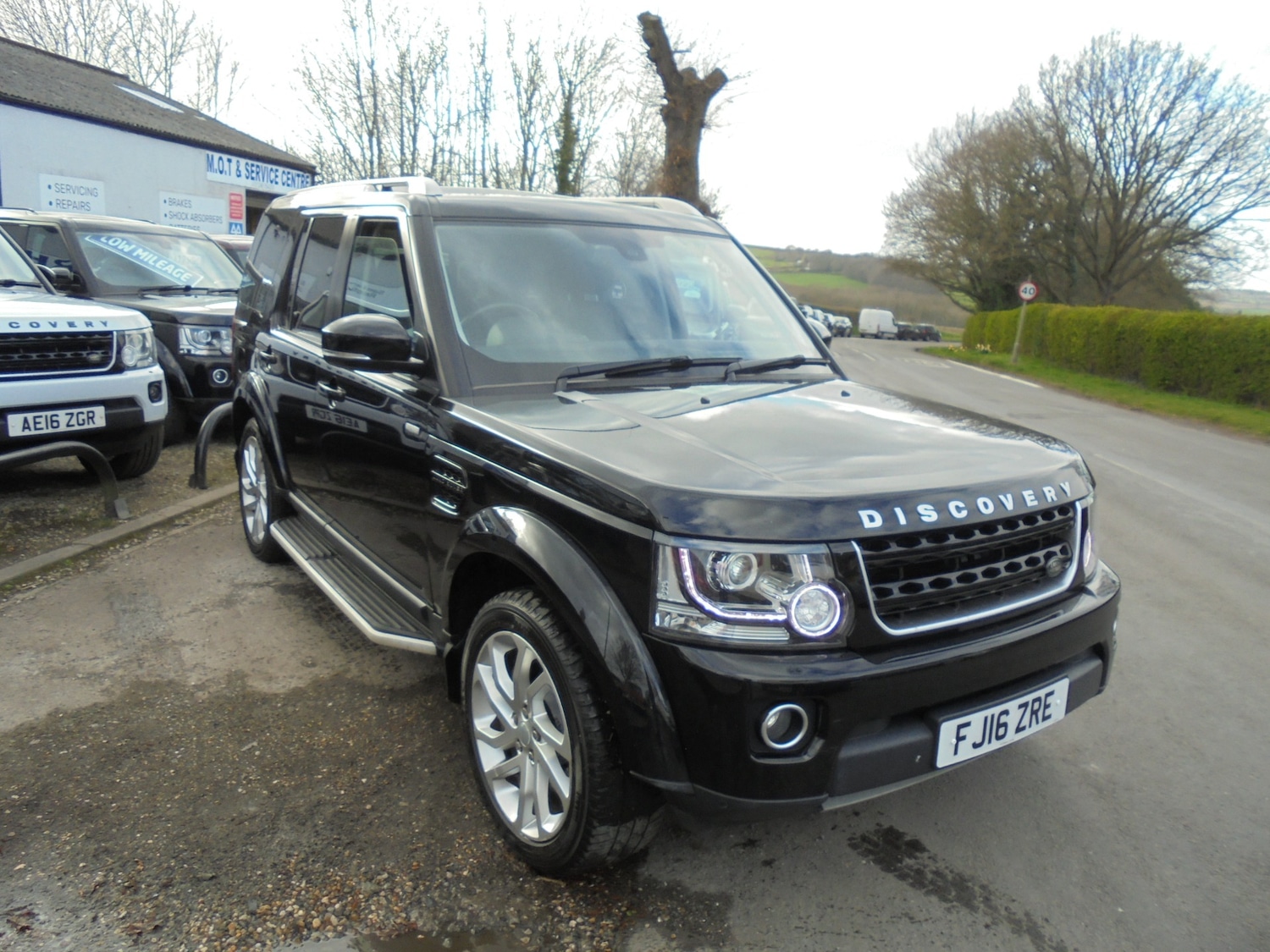 Used Land Rover Discovery 2016 for sale - 78106013: Photo 3