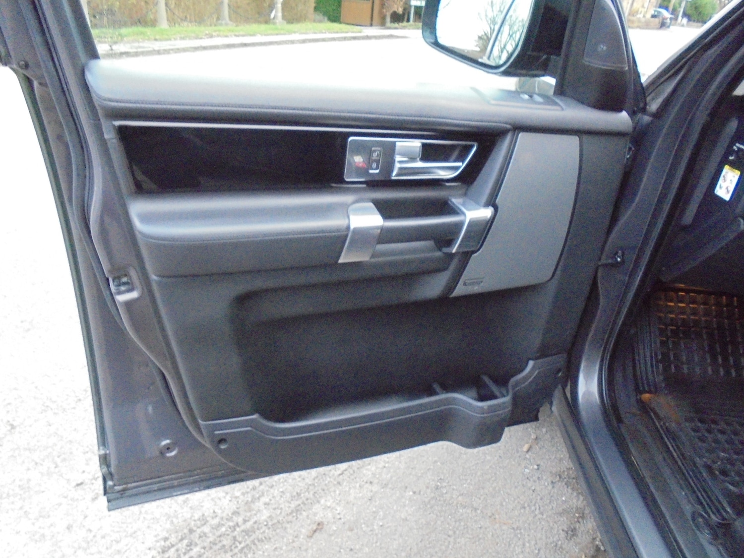 Used Land Rover Discovery 2016 for sale - 76932198: Photo 12