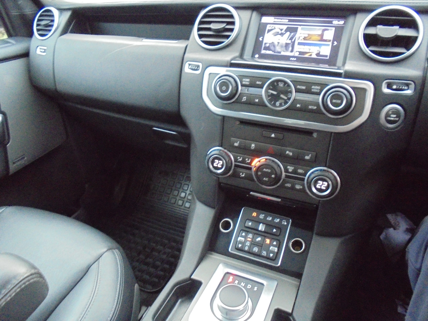 Used Land Rover Discovery 2016 for sale - 76932198: Photo 25