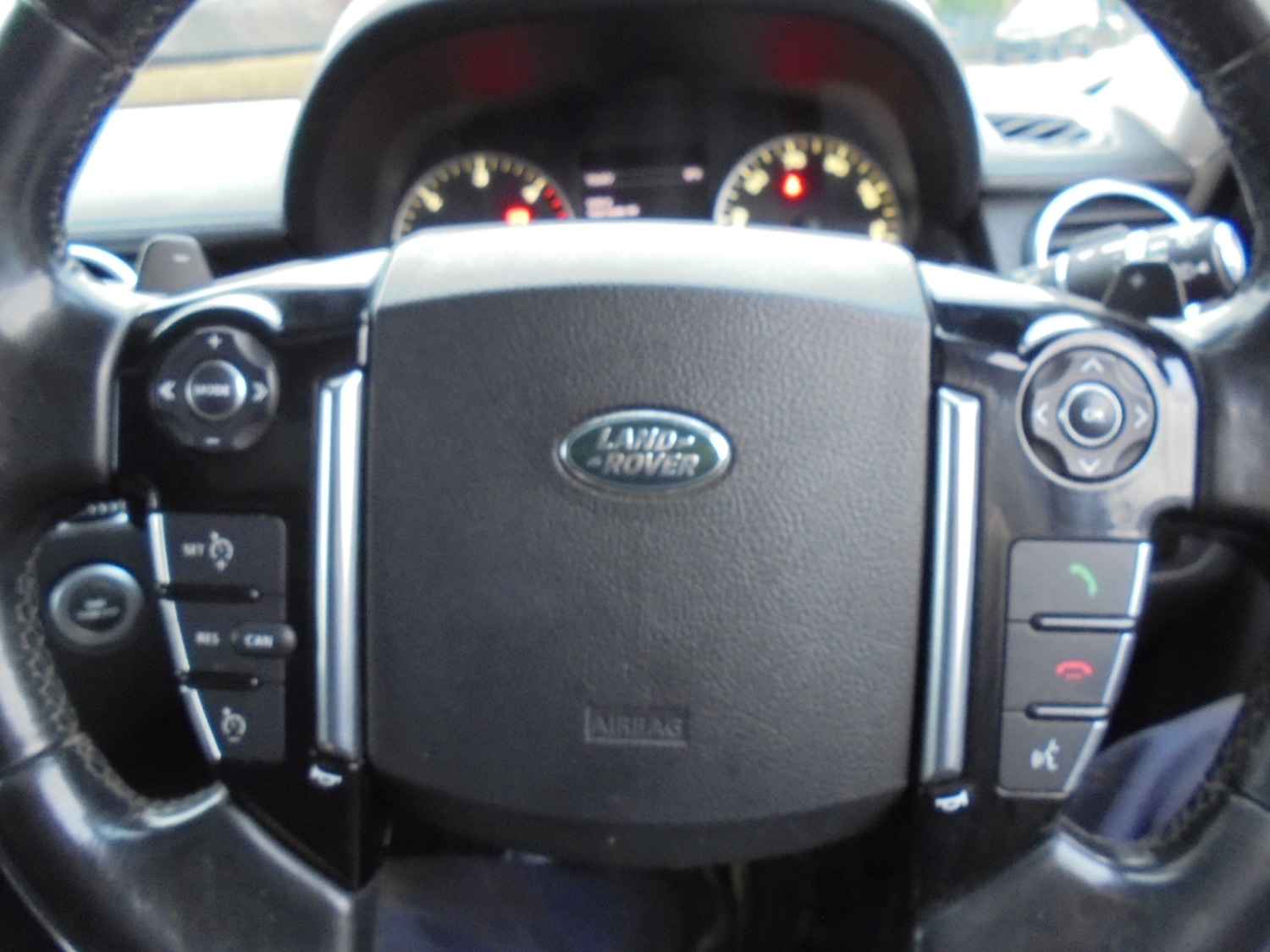 Used Land Rover Discovery 2016 for sale - 76932198: Photo 27