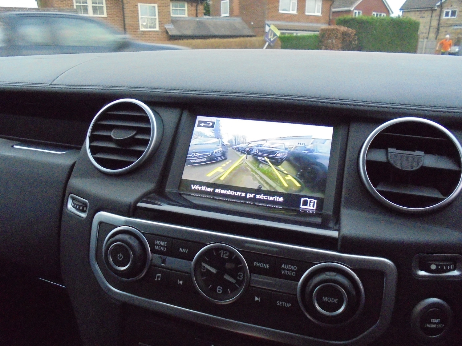 Used Land Rover Discovery 2016 for sale - 76932198: Photo 29