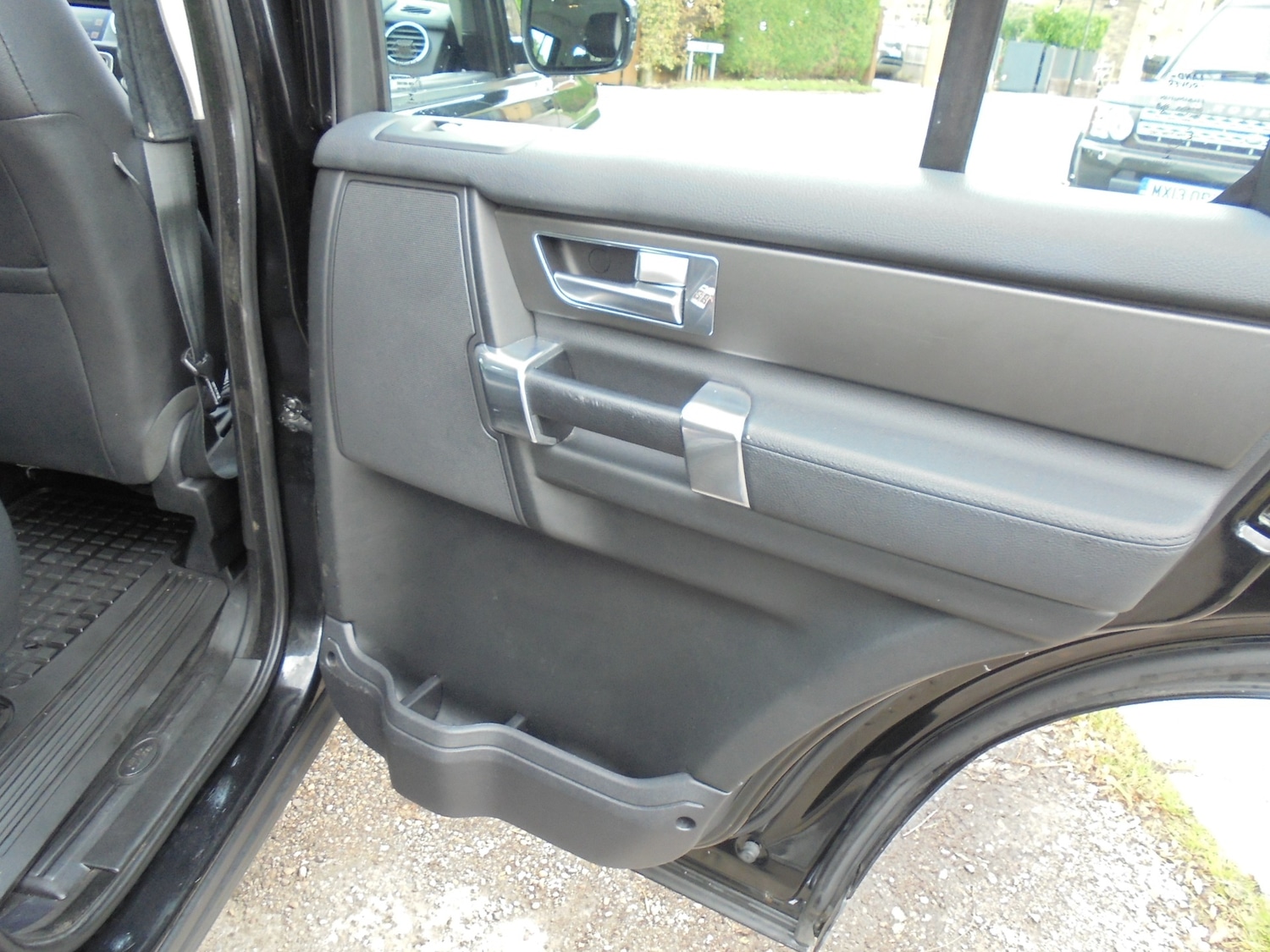 Used Land Rover Discovery 2015 for sale - 76205319: Photo 20