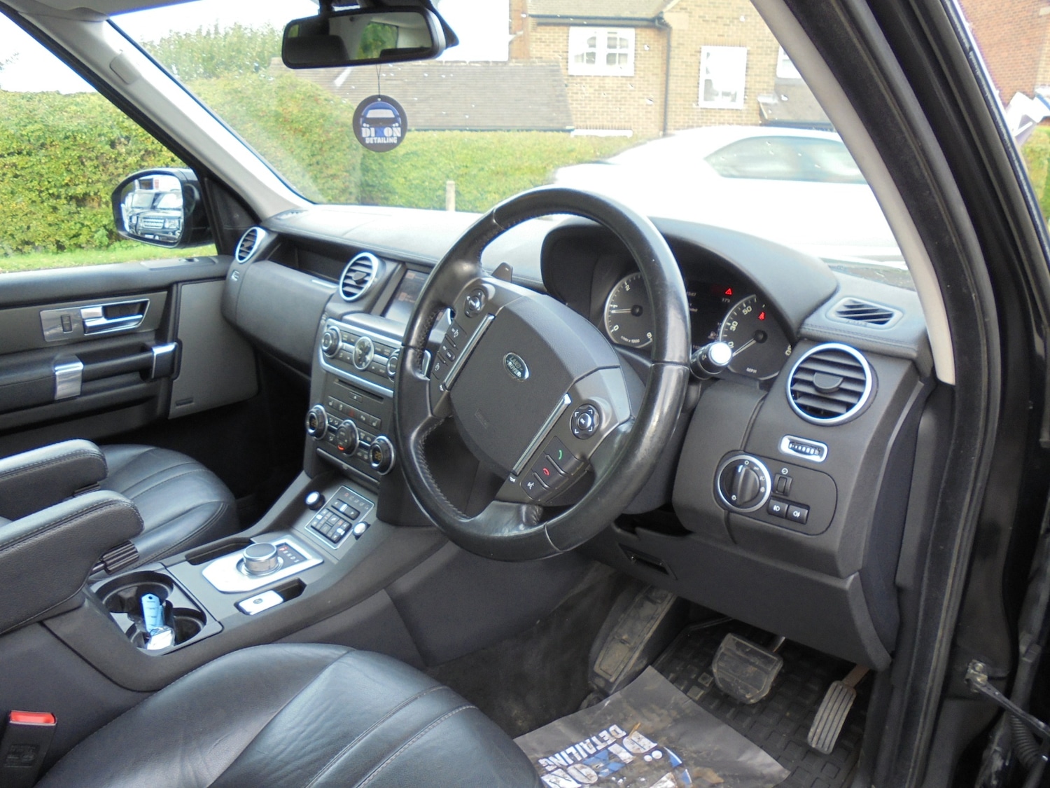 Used Land Rover Discovery 2015 for sale - 76205319: Photo 24