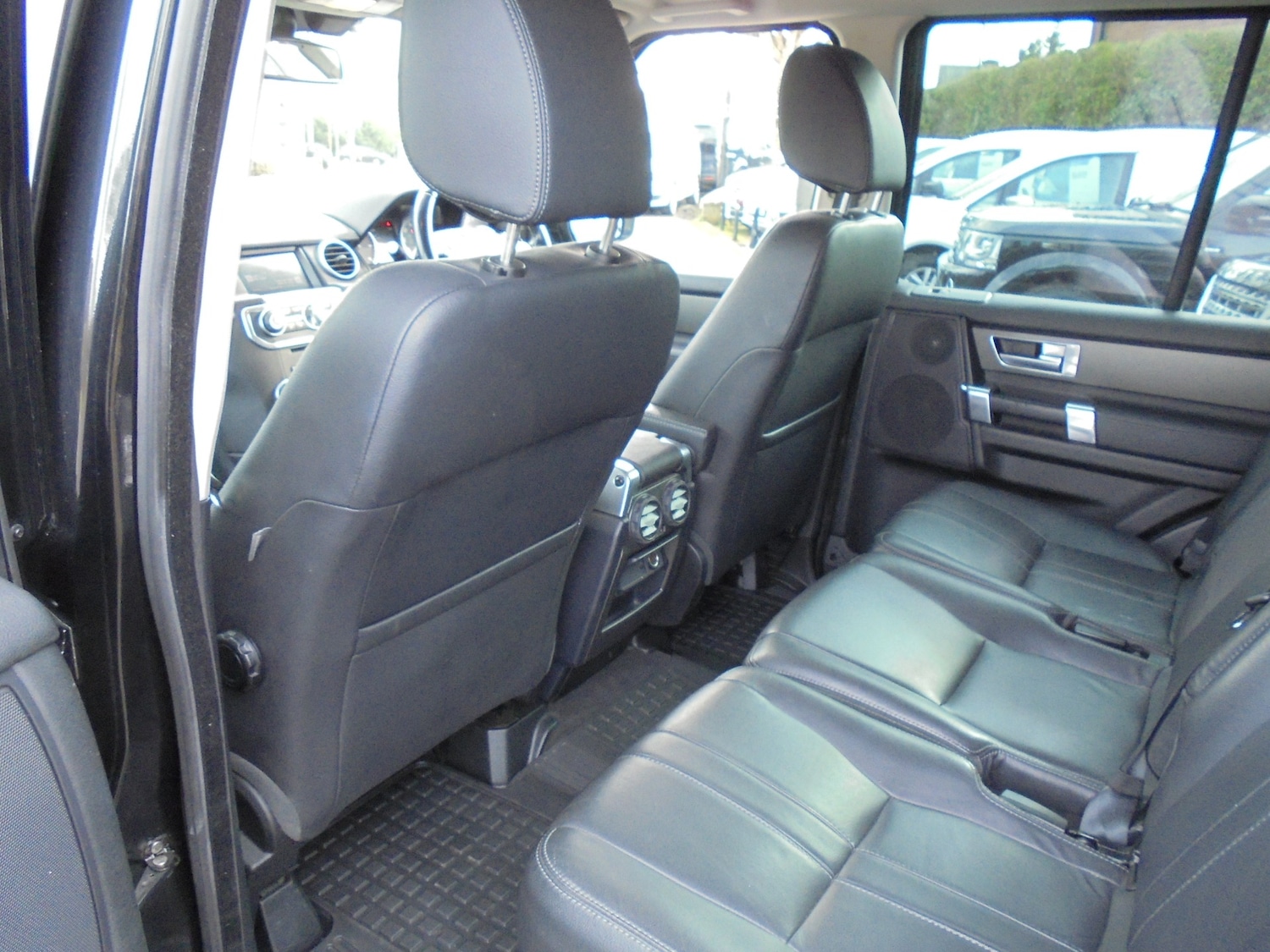 Used Land Rover Discovery 2015 for sale - 77656445: Photo 18