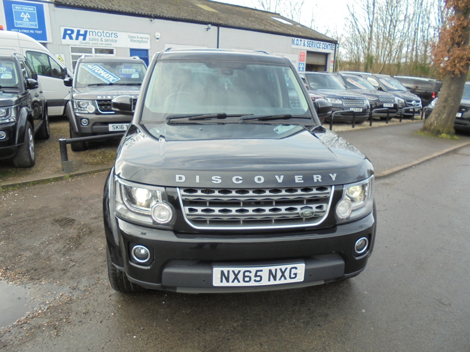 Used Land Rover Discovery 2015 for sale - 77656445: Photo 2