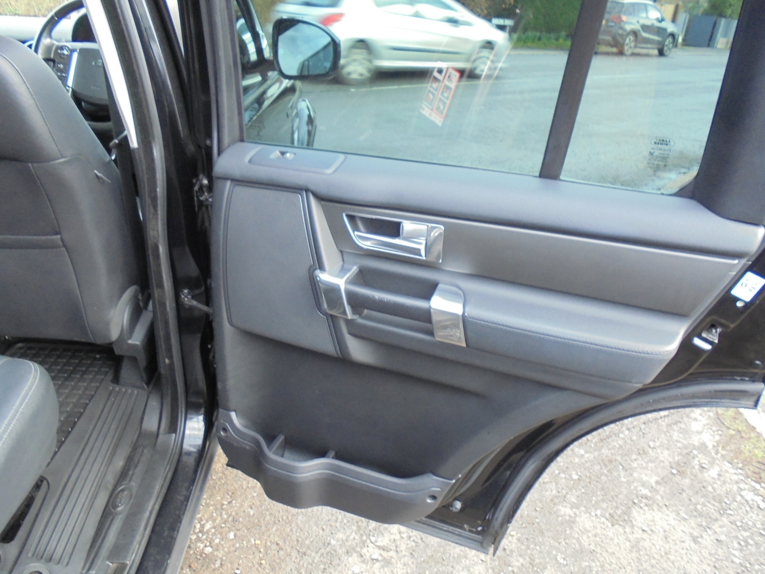 Used Land Rover Discovery 2015 for sale - 77656445: Photo 22