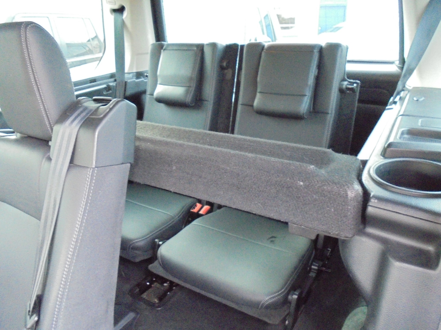 Used Land Rover Discovery 2015 for sale - 77656445: Photo 24