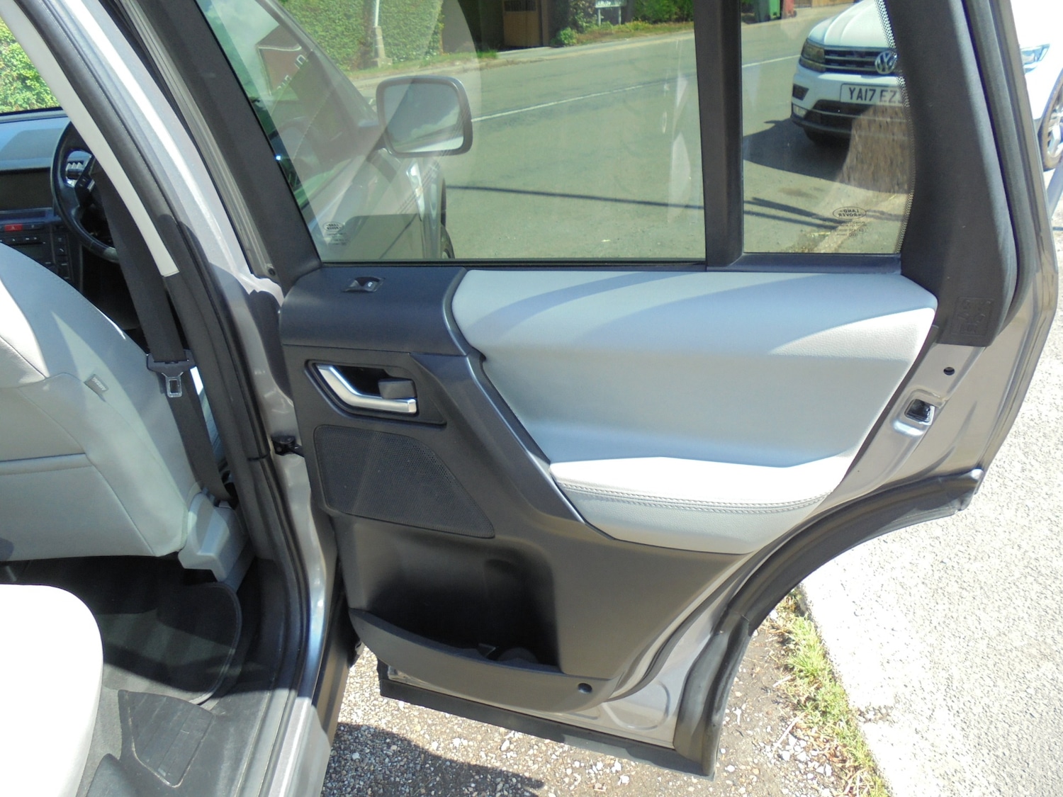 Vehicle 14