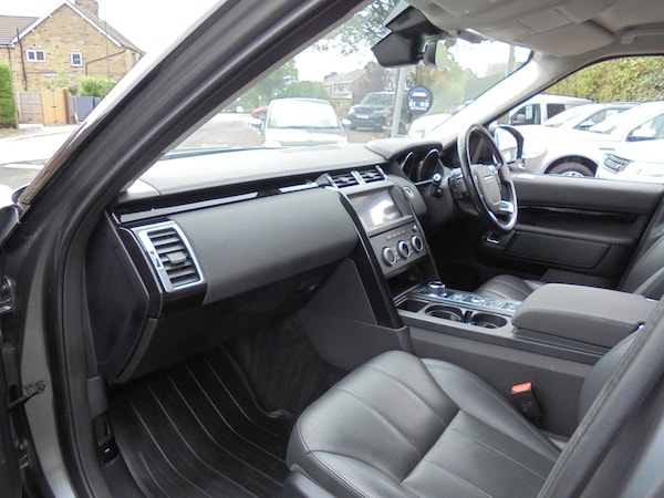 Used Land Rover Discovery 2019 for sale - 75673229: Photo 9