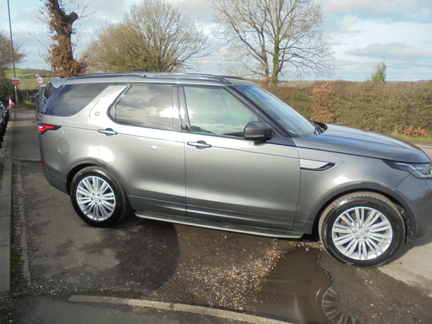Used Land Rover Discovery 2017 for sale - 77656427: Photo 4
