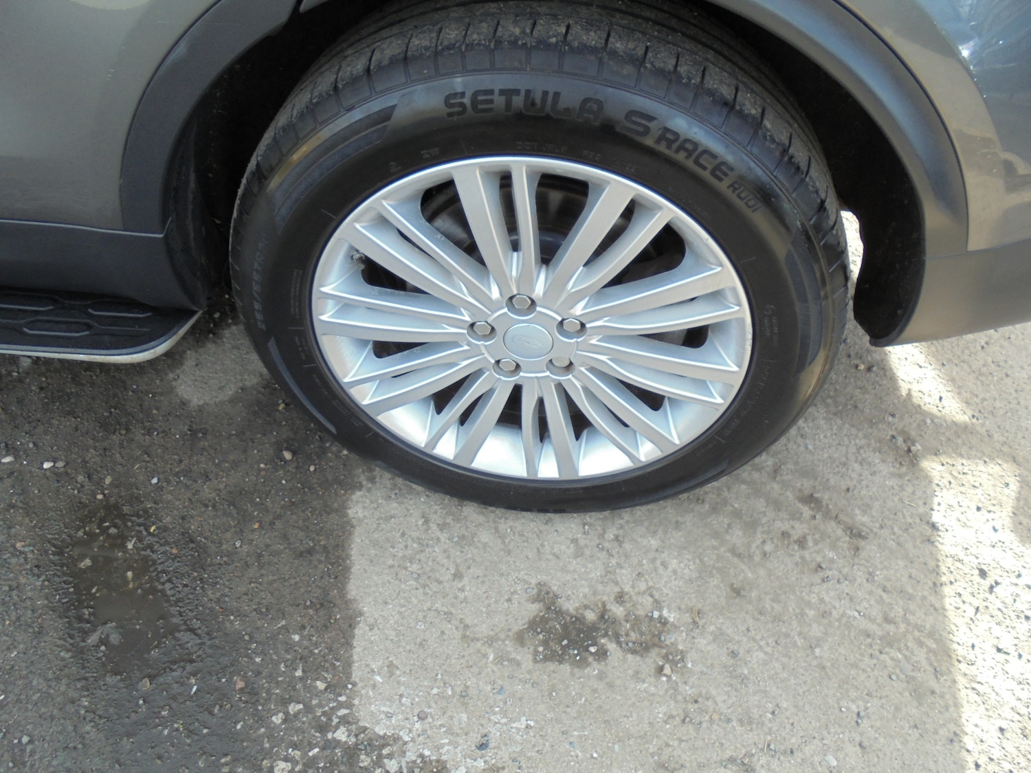 Used Land Rover Discovery 2017 for sale - 77656427: Photo 9